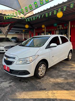 CHEVROLET ONIX 1.0 MPFI LT 8V FLEX 4P MANUAL CHEVROLET ONIX 1.0 MPFI LT 8V FLEX 4P MANUAL